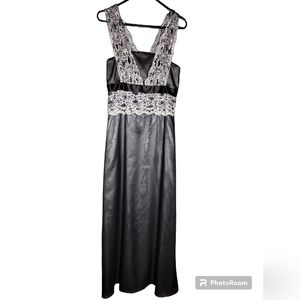 JS Collection Beaded Black Lace Formal Gown. Size 8